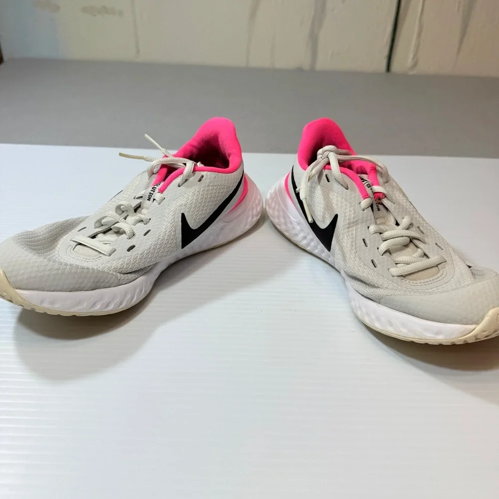 Nike Revolution 6 NN Women's Running Shoes Sneakers Light Gray Pink  BQ5671-010‎